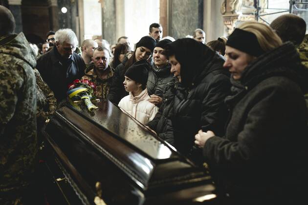 Funeral of Oleg Yashchishin, Kirilo Vishivaniy, Sergey Melnik and Rostislav Romanchuk in the Jesuit Church of St Peter and Paul, the four officers were killed in a Russian missile attack two days earlier in a military camp near the border with Poland in Yavoriv, at least 35 people died, Lviv, Ukraine, Europe Copyright: imageBROKER/FlorianxBachmeier iblfba08195354