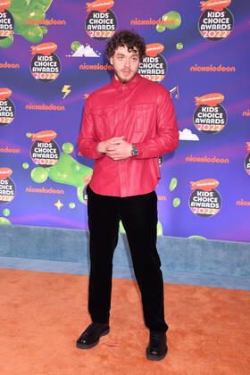 SANTA MONICA, CA - APRIL 9: Jack Harlow at the 2022 Nickelodeon Kids Choice Awards at the Barker Hangar in Santa Monica, California on April 9, 2022. Copyright: xJeffreyxMayer JTMPhotosx