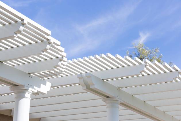 Beautiful house terrace canopy against the blue sky Copyright: imageBROKER/AndyxDean ibxdea07163902.jpg