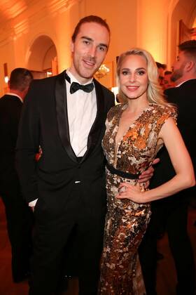 23 04 2022, Vienna Hofburg, ROMY Film u TV Prize, Gala award ceremony of the ORF u KURIER television prize in the picture Silvia Schneider, Jamie Harrison, ROMY Film u TV Prize