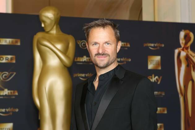 23 04 2022, Vienna Hofburg, ROMY Film u TV Prize, Gala award ceremony of the ORF u KURIER television prize in the picture Philipp Hochmair, ROMY Film u TV Prize
