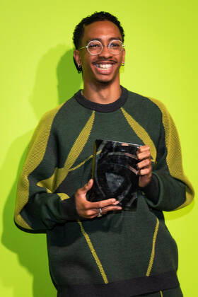 International Woolmark Prize 2022 London, UK. Saul Nash, winner of the International Woolmark Prize at the Photocall at the International Woolmark Prize 2022 FINAL in London on 26th April 2022. LMK405-S260422LSAN-001 
