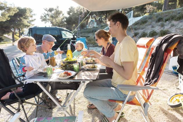 Theme family with grandfather at camping Seget Vranjica Croatia Copyright: xUtexGrabowsky photothek.dex