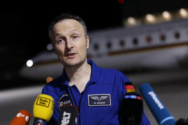 German astronaut Matthias Maurer returns to Germany after his mission on the International Space Station ISS The astronaut of the European Space Agency ESA was the twelfth German in the cosmos Early Saturday morning, his plane landed in the military section of Cologne Bonn Airport Cologne, 07 05 2022 NRW Germany Copyright: xChristophxHardtx