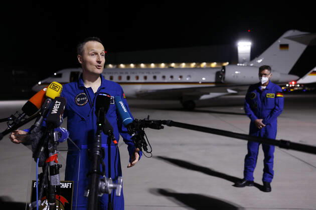 German astronaut Matthias Maurer returns to Germany after his mission on the International Space Station ISS The astronaut of the European Space Agency ESA was the twelfth German in the cosmos Early Saturday morning, his plane landed in the military section of Cologne Bonn Airport Cologne, 07 05 2022 NRW Germany Copyright: xChristophxHardtx