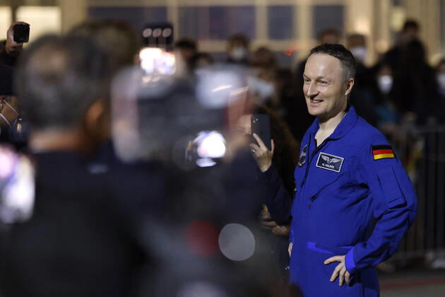 German astronaut Matthias Maurer returns to Germany after his mission on the International Space Station ISS The astronaut of the European Space Agency ESA was the twelfth German in the cosmos Early Saturday morning, his plane landed in the military section of Cologne Bonn Airport Cologne, 07 05 2022 NRW Germany Copyright: xChristophxHardtx