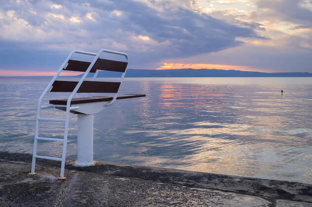 IMAGO Creative: Ende des Sommers a diving board at the beach in Cres (Croatia), sunset in springtime Cres Croatia