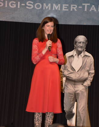 Claudia Pichler cabaret artist Munich 29 05 2011 Wirtshaus im Schlachthof Narrhalla Sigi Sommertaler award 2022 Munich