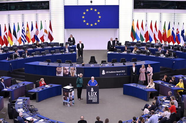 Jasmila Zbanic and Munira Subasic with the award for the best film Quo Vadis, Aida at the Lux Audience Award 2022 ceremony in the plenary hall of the European Parliament Strasbourg, 08 06 2022 Foto:xD.xAnoraganingrumx xFuturexImage
