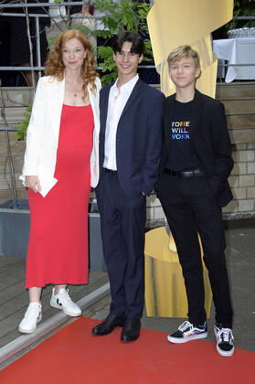 Marleen Lohse, Loris Sichrovsky and Leonard Conrads at the nominees evening for the German Film Award 2022 at BITE by Ritter Richard Berlin, 11 06 2022 Foto:xF.xKernx xFuturexImage