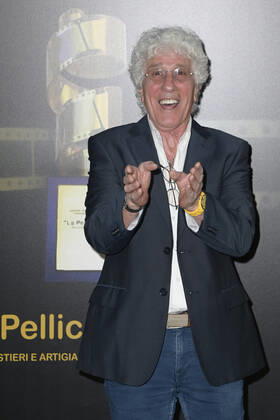 June 14, 2022, Rome, Italy: Ninetto Davoli attends the red carpet of La pellicola d oro 2022 event at Casa del Cinema. Rome Italy - ZUMAs197 20220614_zaa_s197_273 Copyright: xMarioxCartellix