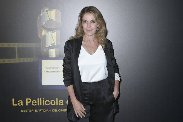 June 14, 2022, Rome, Italy: Claudia Gerini attends the red carpet of La pellicola d oro 2022 event at Casa del Cinema. Rome Italy - ZUMAs197 20220614_zaa_s197_345 Copyright: xMarioxCartellix