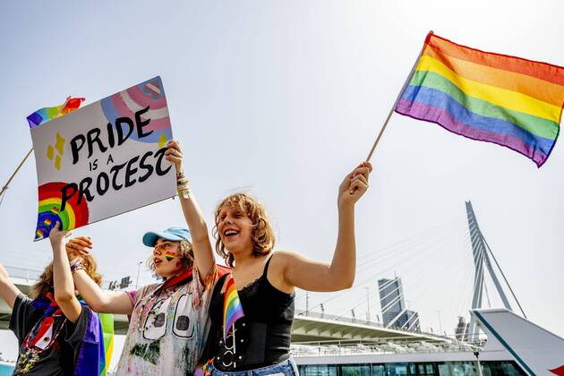 2022 06 18 11 53 22 ROTTERDAM The Pride March traditionally moves through the city during Pink Saturday This year s event will be held in Rotterdam with a march, information market and performances that reflect on the emancipation of the LGBTQ community ANP ROBIN UTRECHT netherlands out belgium out Copyright: xx x450591667x originalFilename: 450591667