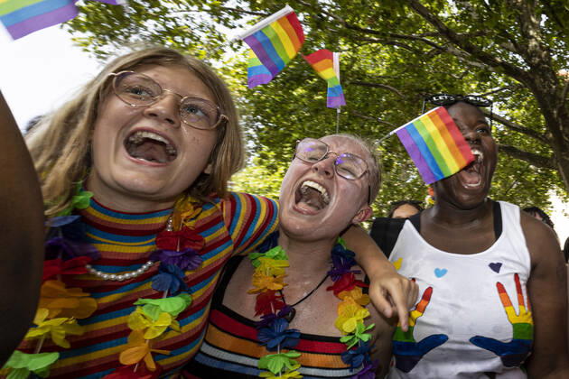 Marche des Fiertes LGBT+ a Strasbourg NEWS: Marche des Fiertes LGBT+, Strasbourg - 18-06-2022 ElyxandroCegarra Panoramic