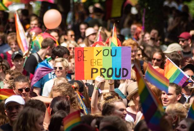 Oldenburg CSD Northwest in Oldenburg, 18 06 2022 Around 9,000 people demonstrated for sexual and gender diversity during Christopher Street Day in Oldenburg CSD Northwest in Oldenburg, 18 06 2022 Copyright: xFabianxSteffens Eibner-Pressefotx EP_FSS