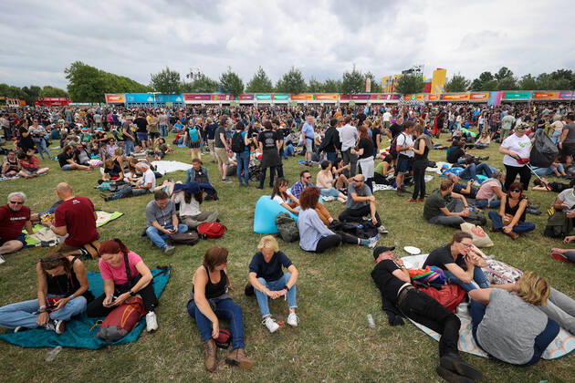 Illustration picture shows festival goers at the 20th edition of the TW Classic music festival in Werchter, Saturday 25 June 2022.  VIRGINIExLEFOUR 36634387