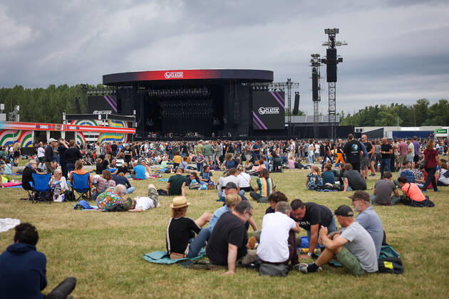 Illustration picture shows festival goers at the 20th edition of the TW Classic music festival in Werchter, Saturday 25 June 2022.  VIRGINIExLEFOUR 36634397