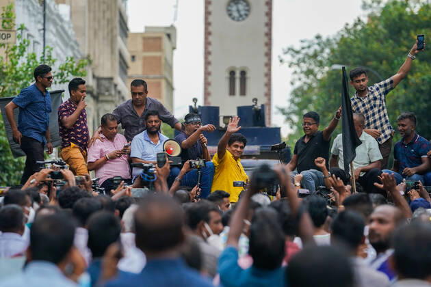 Opposition Protests Demanding The Resignation Of President Gotabhaya Rajapaksa Opposition leader Sajith Premadasa standing on a barricade during the protest held by the opposition demanding the resignation of President Gotabhaya Rajapaksa. June 30, 2022 Colombo, Sri Lanka Colombo Sri Lanka  Copyright: xThilinaxKaluthotagex originalFilename: kaluthotage-notitle220630_npsVW