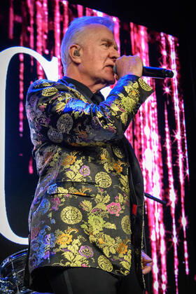 July 4, 2022, Toronto, Ontario, Canada: Martin Fry, lead singer of the English new wave band ABC, performing at a sold out show at El Mocambo in Toronto. Toronto Canada - ZUMAs197 20220704_zaa_s197_209 Copyright: xAngelxMarchinix