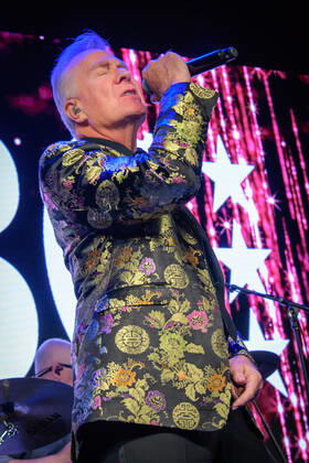 July 4, 2022, Toronto, Ontario, Canada: Martin Fry, lead singer of the English new wave band ABC, performing at a sold out show at El Mocambo in Toronto. Toronto Canada - ZUMAs197 20220704_zaa_s197_211 Copyright: xAngelxMarchinix