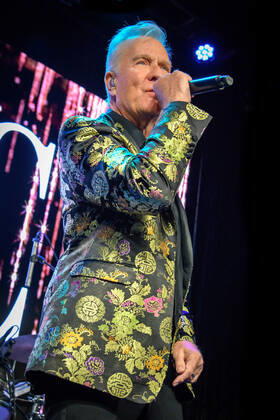 July 4, 2022, Toronto, Ontario, Canada: Martin Fry, lead singer of the English new wave band ABC, performing at a sold out show at El Mocambo in Toronto. Toronto Canada - ZUMAs197 20220704_zaa_s197_214 Copyright: xAngelxMarchinix