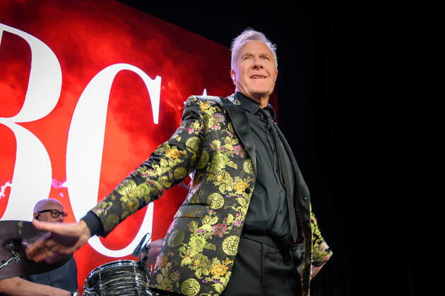 July 4, 2022, Toronto, Ontario, Canada: Martin Fry, lead singer of the English new wave band ABC, performing at a sold out show at El Mocambo in Toronto. Toronto Canada - ZUMAs197 20220704_zaa_s197_219 Copyright: xAngelxMarchinix