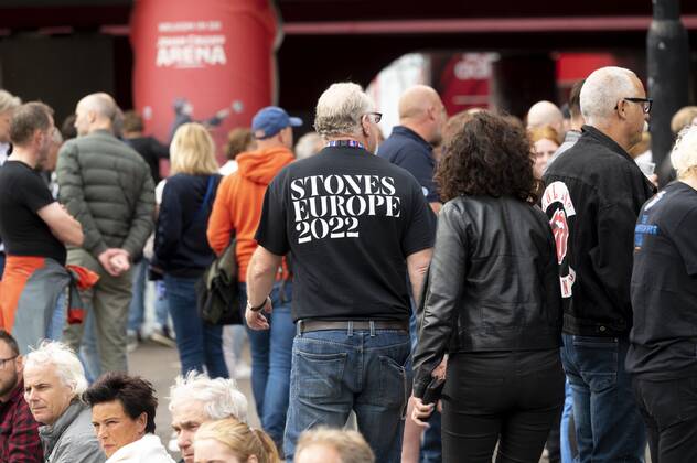 2022 07 07 15 59 31 AMSTERDAM Fans of The Rolling Stones at the Johan Cruijff ArenA prior to the concert The Stones had to cancel earlier, much to the disappointment of the fans, because the frontman turned out to have corona ANP KIPPA EVERT ELZINGA netherlands out belgium out  Copyright: xx x451451442x originalFilename: 451451442.jpg