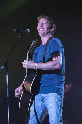 July 8, 2022, Great Tew, Oxfordshire, United Kingdom: English singer, songwriter, musician, and former reconnaissance officer in the lifeguards regiment of the British Army, James Hillier Blunt, professionally known as James Blunt, performs live on stage at Cornbury Festival. Great Tew United Kingdom - ZUMAs197 20220708_zaa_s197_325 Copyright: xDawnxFletcher-Parkx