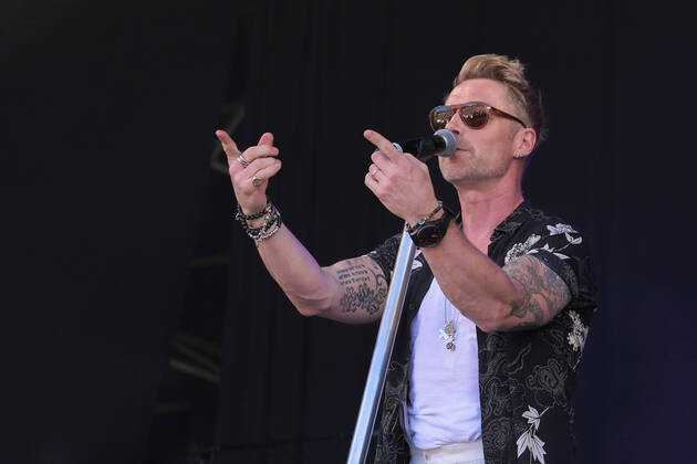 July 10, 2022, Great Tew, Oxfordshire, United Kingdom: Irish-born singer, songwriter, television presenter, and host of the Magic Radio breakfast show, Ronan Patrick John Keating, former member of boy band Boyzone performing live at Cornbury Festival. Great Tew United Kingdom - ZUMAs197 20220710_zaa_s197_294 Copyright: xDawnxFletcher-Parkx