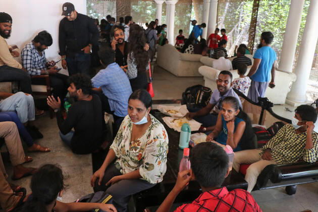 Three days after protesters stormed into President s House in Sri Lanka Thousands of people crowded the capital to take a look into the President s palace three days after protesters stormed into President s house in Colombo. Colombo Western Sri Lanka Copyright: SamanxAbesiriwardana