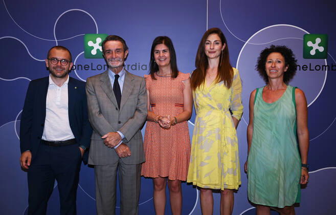 Milan, Italy Wine Media Conference world review dedicated to the communication of wine in Lombardy attended by Attilio Fontana President of the Lombardy Region, Councilor Rolfi of the Lombardy Region together with the president of Ascovilo Giovanna Prandini and the journalist and author Laura Donadoni, in video link from the United States Allan Wright president of the Wine Media Conference. The event will take place in Desenzano del Garda from 27 September to 3 October 2022 In the picture: Giovanna Prandini president Ascovilo, Attilio Fontana President of the Lombardy Region, councilor Rolfi Lombardy Region, Laura Donadoni, Francesca Pagnoncelli Folcieri  Copyright: xNickxZonnax xipa-agency.netx xNickxZonnax