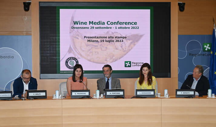 Milan, Italy Wine Media Conference world review dedicated to the communication of wine in Lombardy attended by Attilio Fontana President of the Lombardy Region, Councilor Rolfi of the Lombardy Region together with the president of Ascovilo Giovanna Prandini and the journalist and author Laura Donadoni, in video link from the United States Allan Wright president of the Wine Media Conference. The event will take place in Desenzano del Garda from 27 September to 3 October 2022 In the picture: Giovanna Prandini president Ascovilo, Attilio Fontana President of the Lombardy Region, councilor Rolfi Lombardy Region, Laura Donadoni during the event presentation  Copyright: xNickxZonnax xipa-agency.netx xNickxZonnax