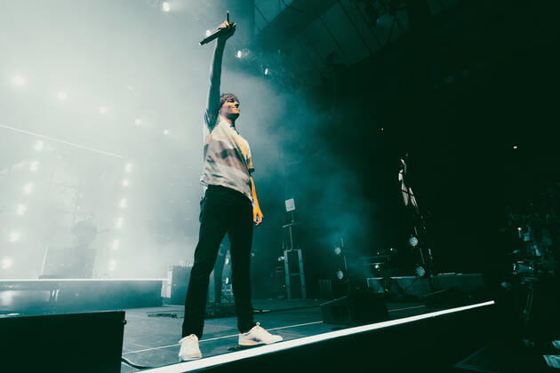 July 25, 2022: MELBOURNE AUSTRALIA - JULY 25: Louis Tomlinson performs at a sold out Margaret Court Arena on July 25, 2022 in Melbourne, Australia. - ZUMAp121 1013398976st Copyright: xChrisxPutnamx