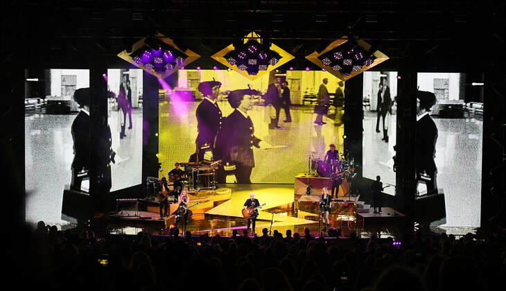 July 30, 2022, Mountain View, CA, USA: The Chicks - Emily Strayer, Natalie Maines and Martie Maguire perform at Shoreline Amphitheatre on July 30, 2022 in Mountain View, California. Mountain View USA - ZUMAs181 20220730_zea_s181_065 Copyright: xImagespacex