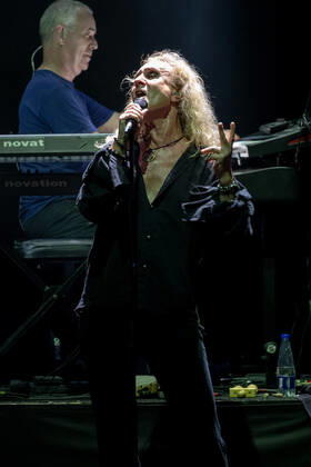 Concert of Steve Hackett, legendary guitarist of Genesis with Genesis revisited - Second out + More!Concert in Rome on 30.07.2022. Band: Steve Hackett - guitars, Roger King - keyboards Craig Blundell - drums, percussion and voice Rob Townsend - sax, flaute and percussion Jonas Reingold - bass and guitars Nad Sylvan - voice join the band Amanda Lehmann voice and guitars  Copyright: xClaudioxEnea SportReporterx xipax xLivexMediax