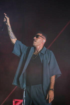 Italian rapper Marracash (Fabio Bartolo Rizzo) in concert on the stage for the Zoo Music Fest in Pescara. during Marracash - Summer Tour, Italian singer Music Concert in Pescara, Italy, August 07 2022  Copyright: xDavidexDixLallax xipa-agency.netx xLivexMediax