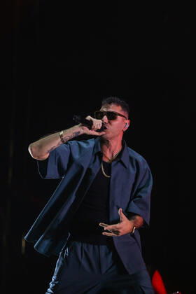 Marracash Performs In Pescara, Italy Italian rapper Marracash (Fabio Bartolo Rizzo) in concert on the stage for the Zoo Music Fest in Pescara. during the Italian singer Music Concert Marracash - Summer Tour on August 07, 2022 at the Porto Turistico in Pescara, Italy Pescara Italy  Copyright: xDavidexDixLallax originalFilename: livemedia-marracas220807_npeQJ.jpg