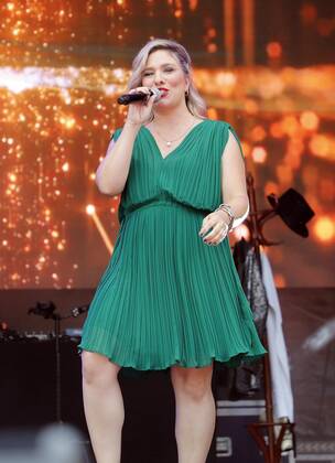 Laura Wilde at the Schlager Radio Schlager Hammer Tour 2022 in Oranienburg