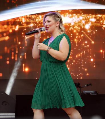 Laura Wilde at the Schlager Radio Schlager Hammer Tour 2022 in Oranienburg