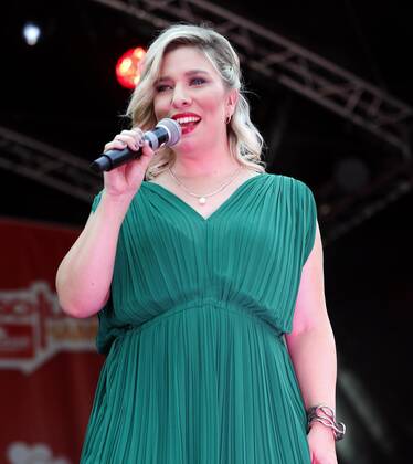 Laura Wilde at the Schlager Radio Schlager Hammer Tour 2022 in Oranienburg
