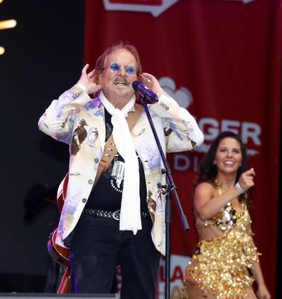 Frank Zander at the Schlager Radio Schlager Hammer Tour 2022 in Oranienburg
