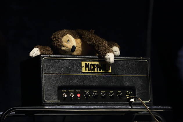 A stuffed animal from the band Tocotronic at a concert at Columbiahalle in Berlin, 20 August 2022 Tocotronic concert Berlin