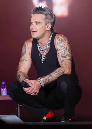 27.08.2022, Munich, GER, Bavaria Sounds, Munich, ROBBIE WILLIAMS, pictured Robbie Williams, concert,