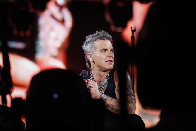 27.08.2022, Munich, GER, Bavaria Sounds, Munich, ROBBIE WILLIAMS, pictured Robbie Williams, concert,