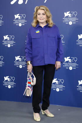 Catherine Deneuve at the photocall on the occasion of the award of the Golden Lion for Lifetime Achievement at the Biennale di Venezia 2022 79 Venice International Film Festival at Palazzo del Casino Venice, 31 08 2022. Foto:xD.xBedrosianx xFuturexImage