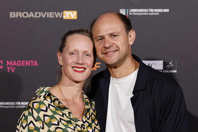 Actor Moritz Führmann with wife and actress Anna Schudt at the Cologne Emmy Cocktail 2022 on the occasion of the 16 Cologne Jury Meeting of the International Emmy at Arff Castle Cologne, 31 08 2022 NRW Germany Copyright: xChristophxHardtx