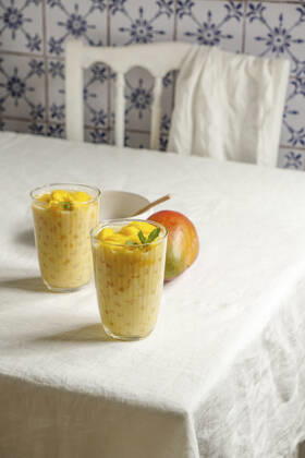 Thai coconut mango sago pudding - tapioca pudding Thai coconut mango sago pudding - tapioca pudding Copyright: xJuliaxBogdanovax JBO220622-92