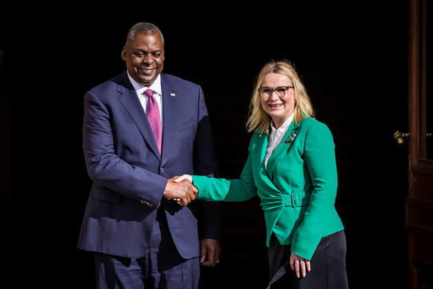 U.S. Secretary of Defense Lloyd Austin, left, and Czech Defence Minister Jana Cernochova shake hands during the official welcoming ceremony in Prague, Czech Republic, on Friday, September 9, 2022. (CTKxPhoto JaroslavxSvoboda) CTKPhotoP2022090903325 SVO 5