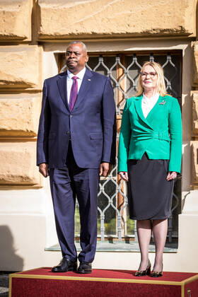 U.S. Secretary of Defense Lloyd Austin, left, and Czech Defence Minister Jana Cernochova during the official welcoming ceremony in Prague, Czech Republic, on Friday, September 9, 2022. (CTKxPhoto JaroslavxSvoboda) CTKPhotoP2022090903320 SVO 3