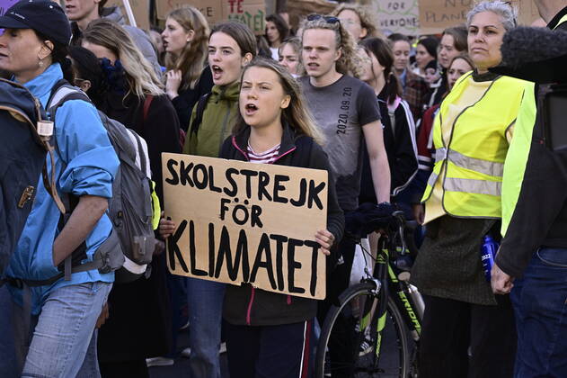 Greta Thunberg participates when Fridays For Futures organizes a climate strike in connection with the general elections in Sweden, Stockholm, September 09, 2022 STOCKHOLM Sweden x10090x Copyright: xClaudioxBresciani TTx FRIDAYS FOR FUTURE